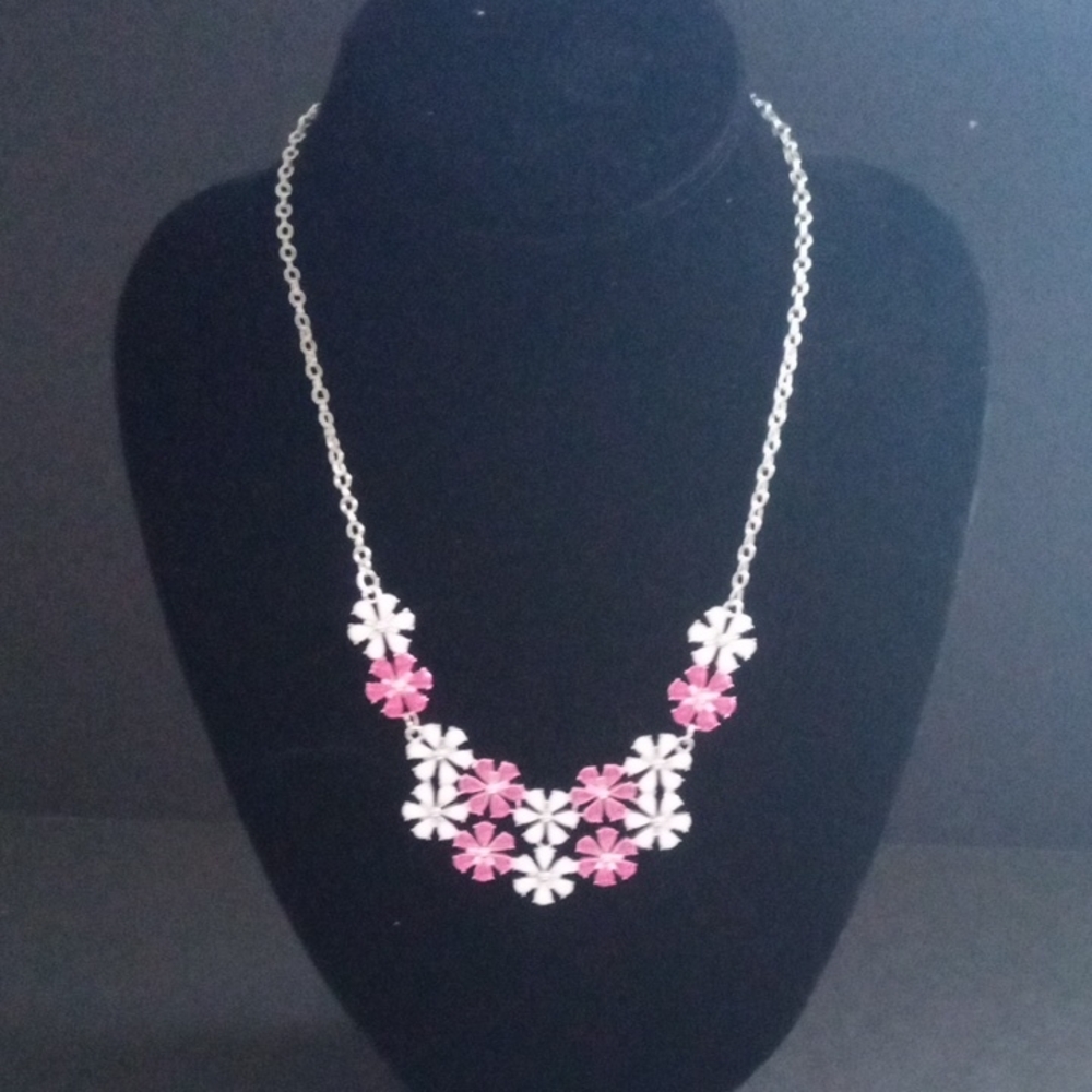 Paparazzi Pink and White Floral Necklace Earrings And Bracelets